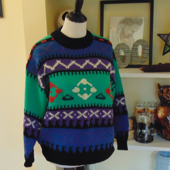 62 East Sweaters - *121 VINTAGE 62 East Sweater